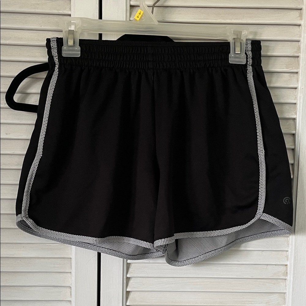 Champion Women’s Black Athletic Shorts with pockets